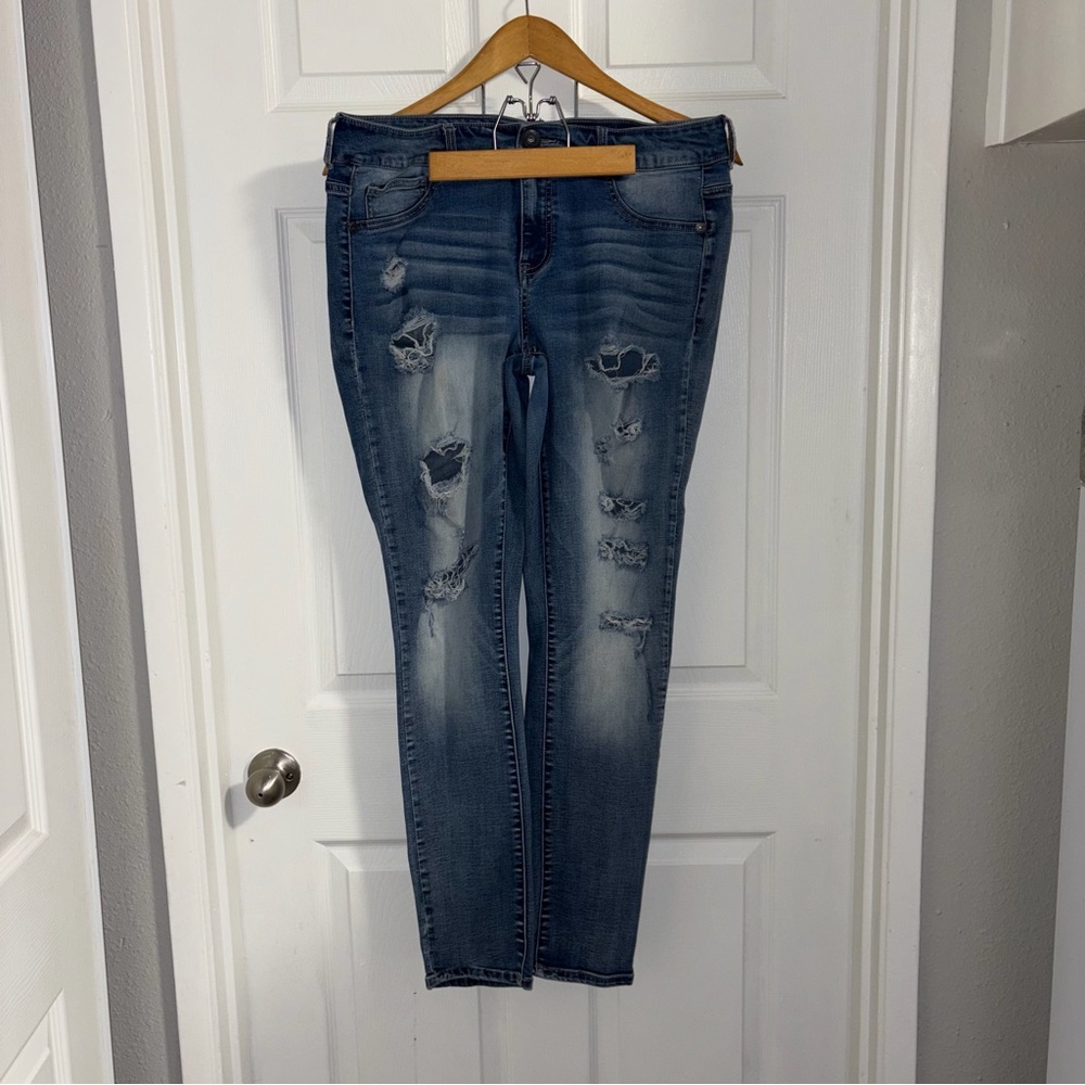 Maurice’s ripped blue skinny jeans distressed mid-rise 5 pocket cotton/viscose
